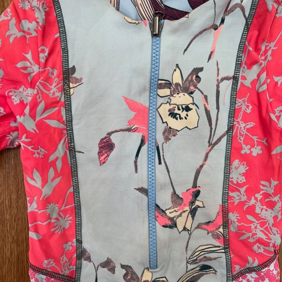 Girls Maaji one piece size 8 - Picture 5 of 5